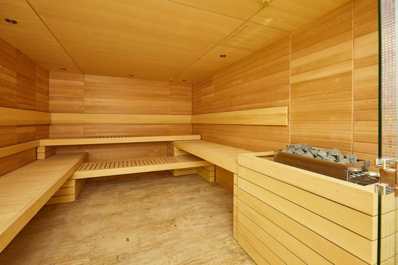 A Hoteli - Hotel Park Vrnjacka Banja Bagian luar foto A modern Finnish sauna