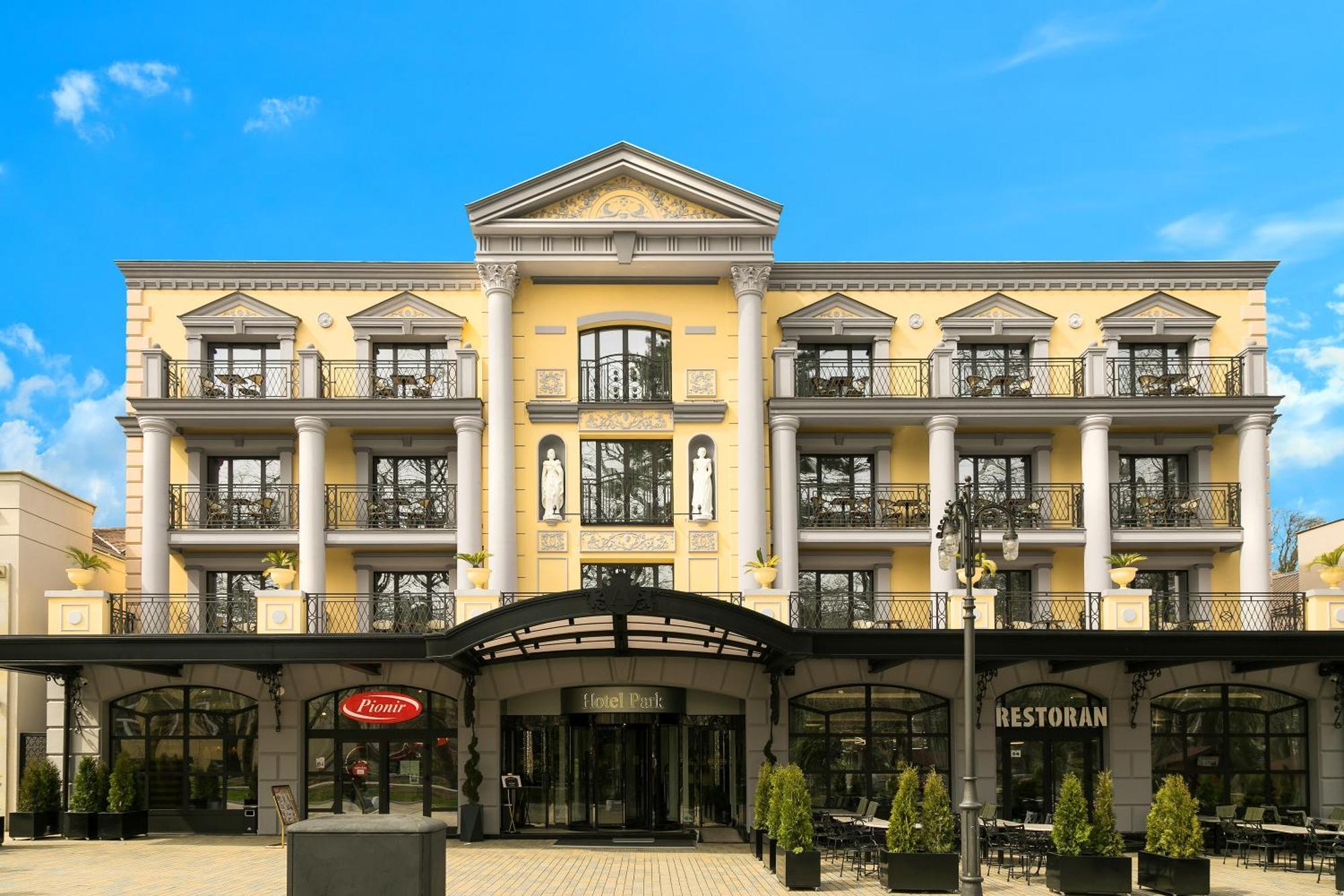 A Hoteli - Hotel Park Vrnjacka Banja Bagian luar foto