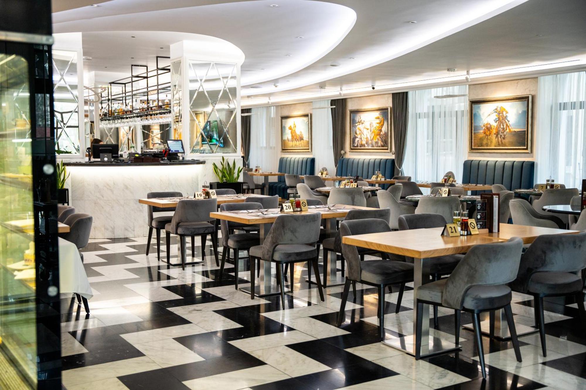 A Hoteli - Hotel Park Vrnjacka Banja Bagian luar foto Restaurant